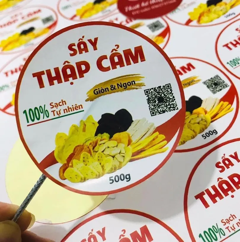 In decal Các loại in decal trong, in decal nhựa, hay in tem vỡ đều được kiểm tra kỹ lưỡng trước khi giao