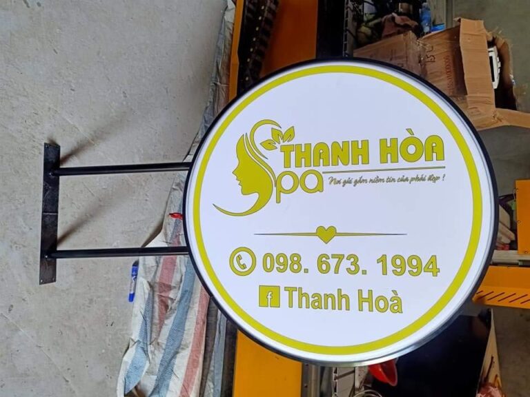 Biển vẫy quảng cáo là gì? Tất tần tật về loại biển quảng cáo độc đáo này Lợi ích và ứng dụng của biển vẫy quảng cáo trong chiến lược marketing
