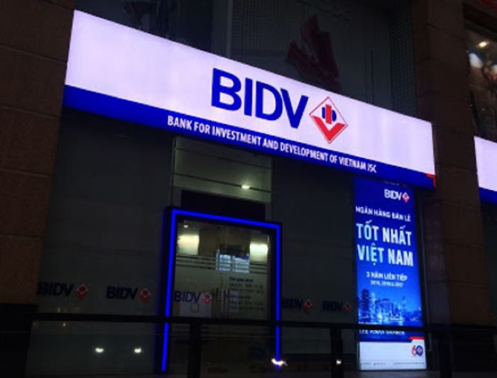 Mẫu biển quảng cáo in bạt đẹp - Thiết kế ấn tượng thu hút mọi ánh nhìn Mau bien quang cao in bat dep25