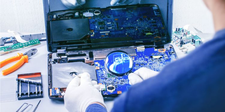 Đừng Sửa Laptop Trước Khi Xem Top 8 Địa Chỉ Sửa Laptop Uy Tín Này! Hướng Dẫn Chọn Địa Chỉ Sửa Laptop Chuẩn Xác