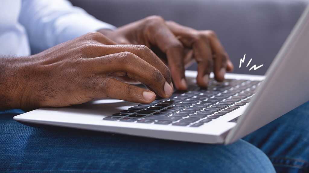 Laptop lỗi bàn phím? Dấu Hiệu & Cách Sửa Chữa Khi Nào Cần Chuyên Gia Khắc Phục Laptop Bị Lỗi Bàn Phím