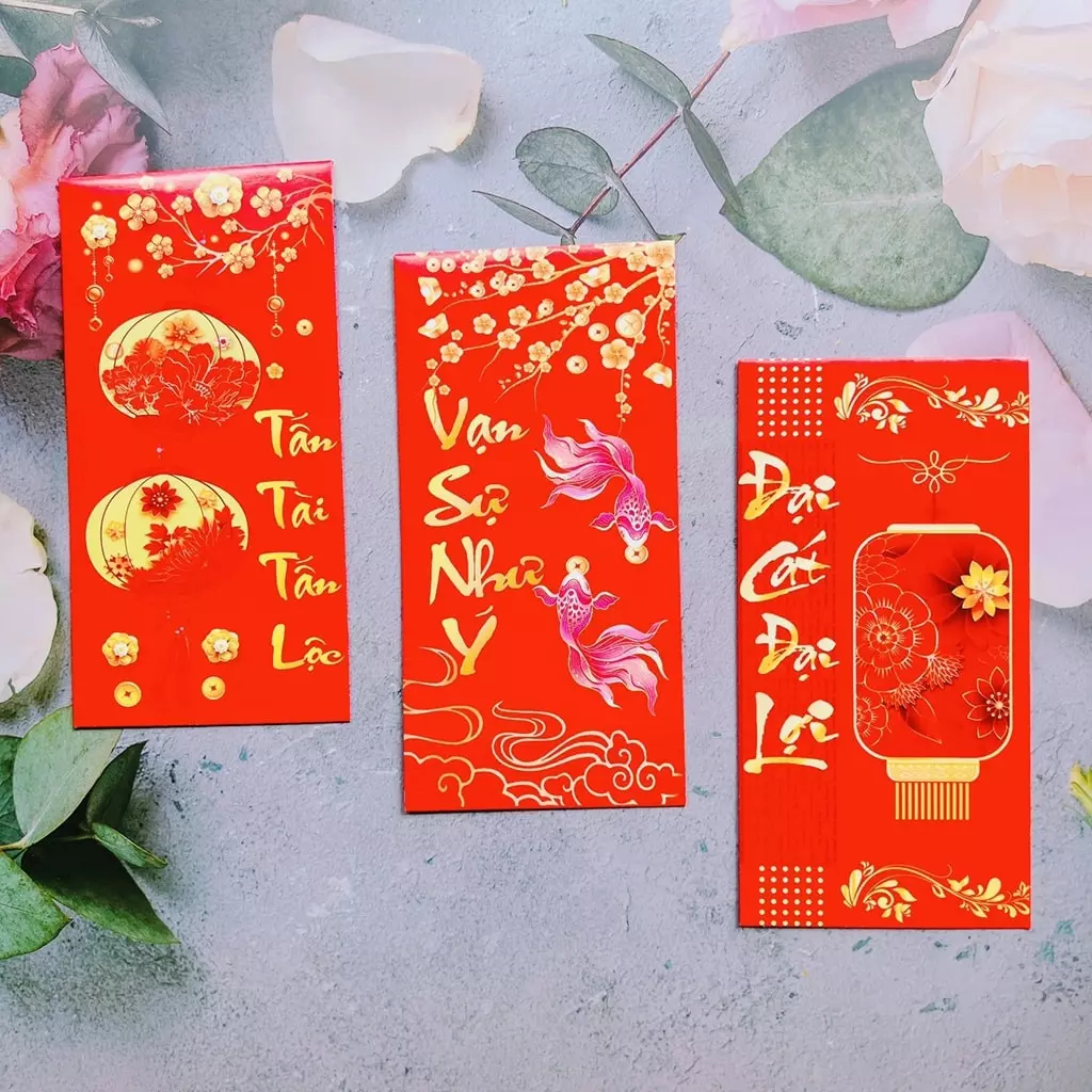 Mau bao li xi truyen thong Mau do vang chu dao hoa tiet hoa van chu Han hinh anh rong phuong. 6