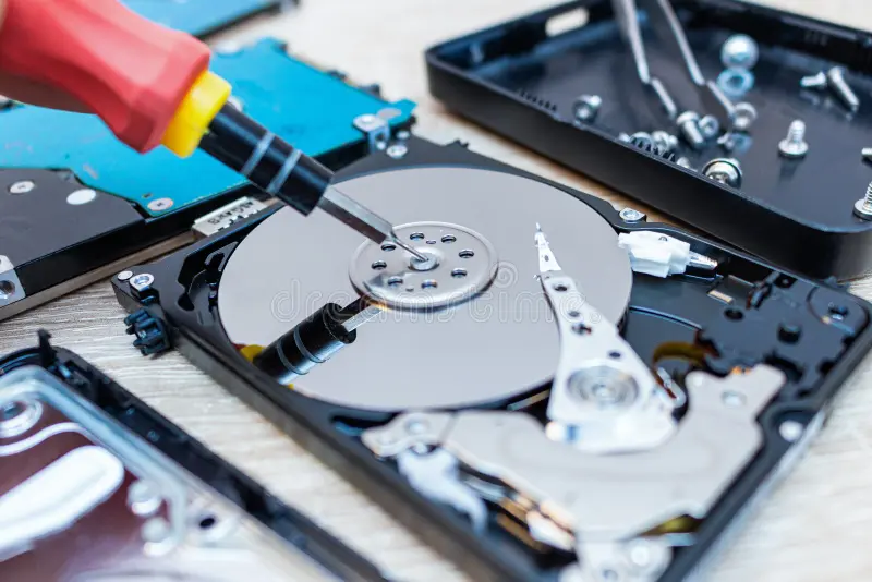 Cứu Dữ Liệu SSD: Giải Pháp Hiệu Quả Cho Việc Phục Hồi Dữ Liệu Quan Trọng Nguyên Nhân Mất Dữ Liệu SSD