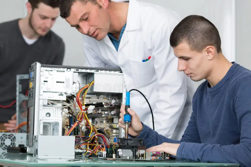 Sửa Máy Tính Gần Đây Chuyên Nghiệp Tại Sao Bạn Cần Dịch Vụ Sửa Máy Tính Chuyên Nghiệp