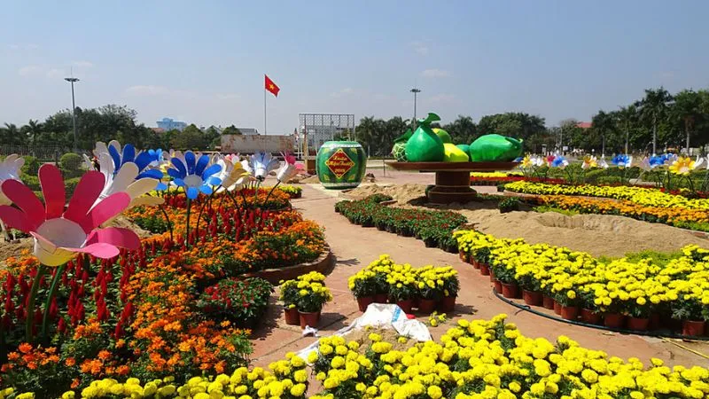 Tuyen chon 60 hinh anh tet dep 2025 nhin la thay tet ngay 14