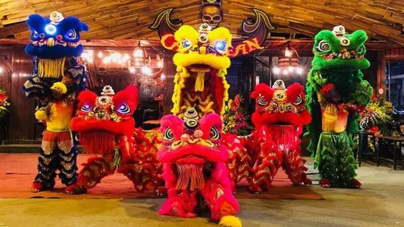 Tuyen chon 60 hinh anh tet dep 2025 nhin la thay tet ngay 29