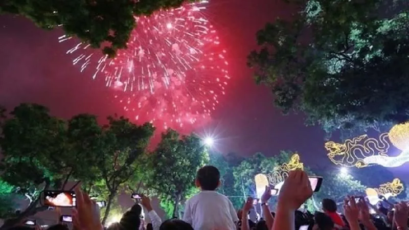 Tuyen chon 60 hinh anh tet dep 2025 nhin la thay tet ngay 39