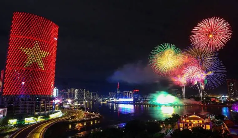 Tuyen chon 60 hinh anh tet dep 2025 nhin la thay tet ngay 61