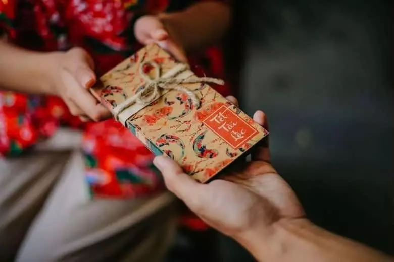 Rước Lộc Đầu Năm Với 40+ Mẫu Bao Lì Xì Tết 2025 Cực Đẹp! Xu hướng bao lì xì Tết 2025