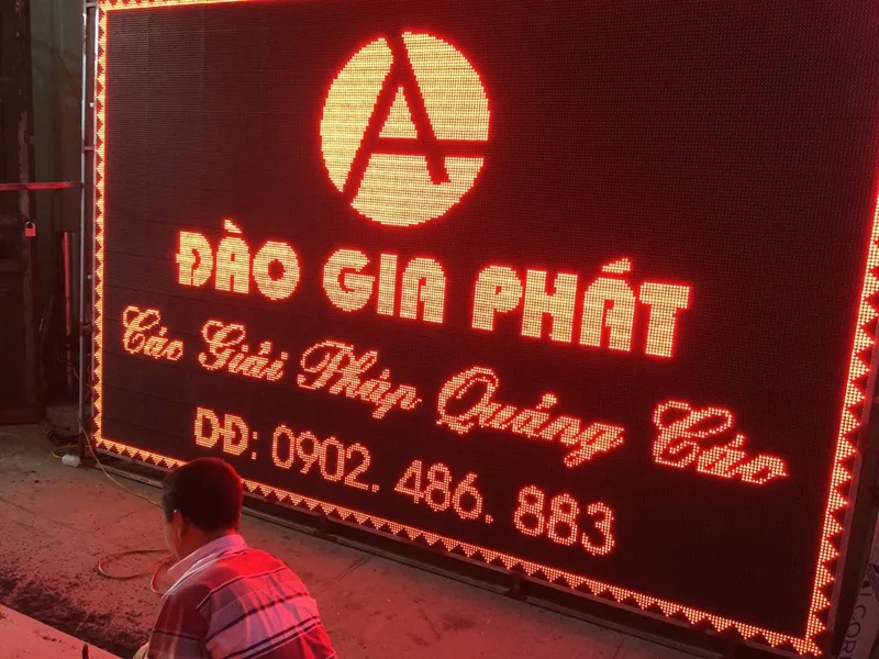 Lợi ích khi sử dụng dịch vụ làm biển hiệu quảng cáo tại Innhanh.pro.vn