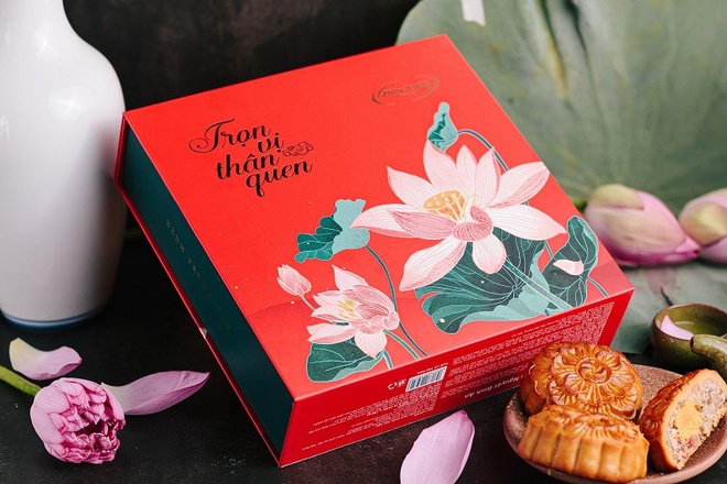 Việc lựa chọn kích thước hộp bánh trung thu phù hợp đóng vai trò quan trọng trong việc bảo quản và trình bày sản phẩm