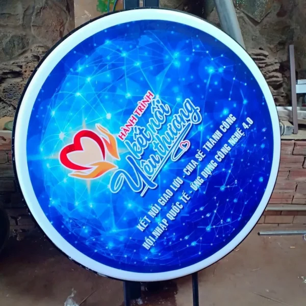 Bảng hiệu hộp đèn