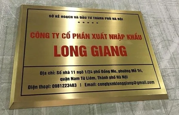 Bảng tên công ty Tại Cửa Hàng In Ấn Quảng Cáo Pro, chúng tôi áp dụng quy trình chuyên nghiệp để đảm bảo mỗi bảng tên công ty đều đạt chất lượng tốt nhất và đáp ứng đúng yêu cầu của khách hàng