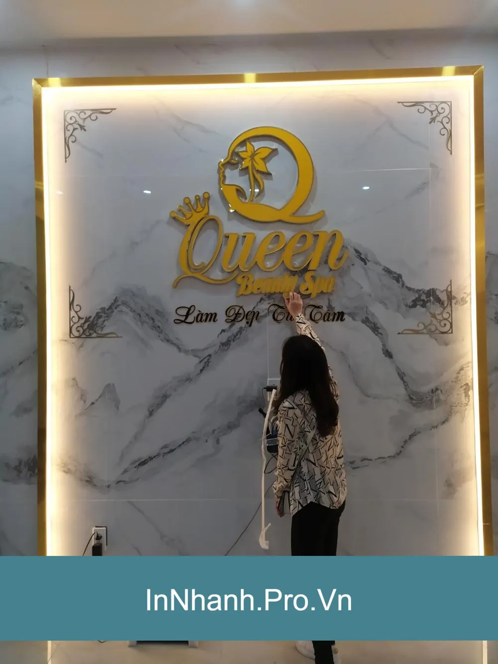 Mau bien spa dep sang trong thu hut khach hang03