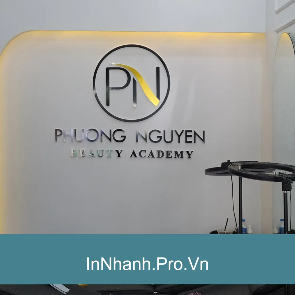 Mau bien spa dep sang trong thu hut khach hang09