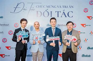 50 Mẫu Hashtag Cầm Tay Sự Kiện Đẹp Giúp "Bùng Nổ" Ảnh Check-in! Hashtag Cam Tay Su Kien 2 innhanh.pro .vn015