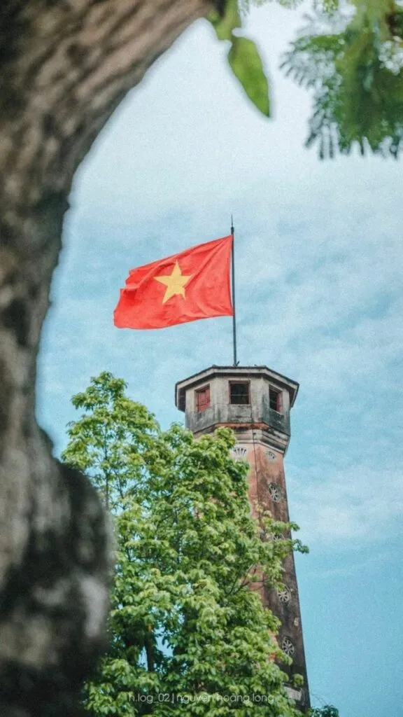 90+ Hình ảnh lá cờ Việt Nam: Rực Rỡ Niềm Tự Hào, Ấn Tượng Sâu Sắc! hinh anh la co Viet Nam innhanh.pro .vn11