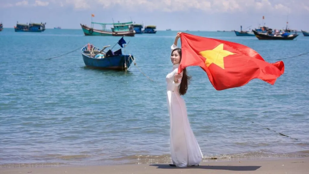 90+ Hình ảnh lá cờ Việt Nam: Rực Rỡ Niềm Tự Hào, Ấn Tượng Sâu Sắc! hinh anh la co Viet Nam innhanh.pro .vn58