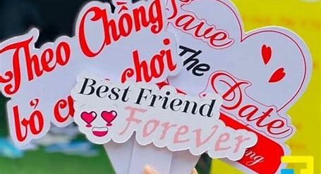 Tuyển Tập 40+ Mẫu Hashtag Cầm Tay Đẹp Mê Ly Cho Sự Kiện, Dịp Lễ mau hashtag cam tay innhanh.pro .vn32