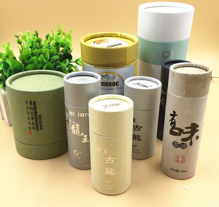 Đặt Sản Xuất & In Hộp Giấy Tròn Theo Yêu Cầu: Tìm Xưởng Uy Tín & Lưu Ý Quan Trọng Đặt sản xuất và in hộp giấy tròn theo yêu cầu là một quá trình đòi hỏi sự chuẩn bị kỹ lưỡng, từ thiết kế, chọn xưởng, đến kiểm tra chất lượng