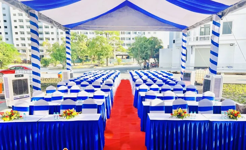 Cửa Hàng In Ấn Quảng Cáo Pro – đơn vị chuyên cung cấp dịch vụ cho thuê bàn ghế sự kiện tại TPHCM và các khu vực lân cận với kho hàng lớn, quy trình nhanh gọn và giá cực kỳ hợp lý