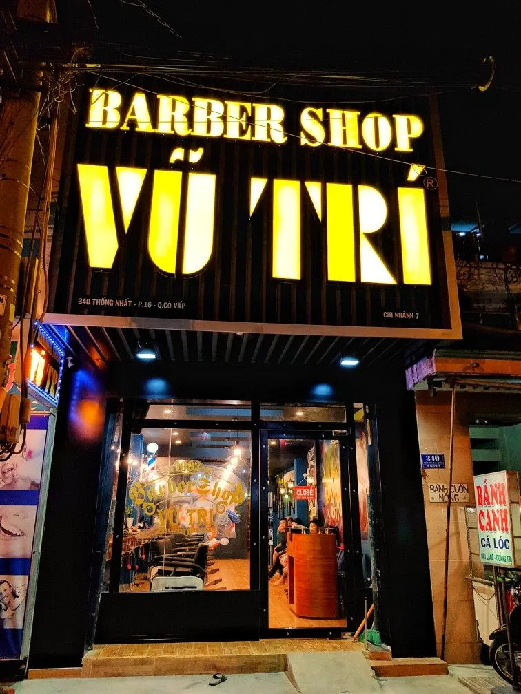 Biển Quảng Cáo Barber Shop Inox Mạ Đen LED RGB 2b391ac49922ab3e11ff57e9e8e4d881