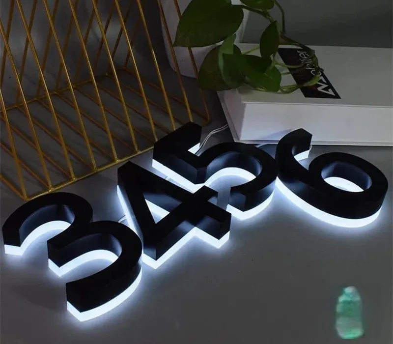 Chữ Nổi Inox LED Hắt Sáng Vàng Chân 15cm Cao 60cm Bang gia Chu Noi Led Hat Sang Chan se thay doi tuy theo loai vat lieu kich thuoc va do phuc tap cua thiet ke