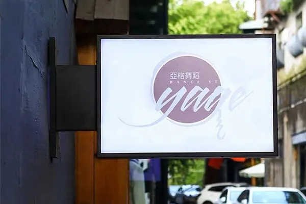 Biển Vẫy Alu Gương Vàng LED Flash 70x50cm Bang gia lam bien vay alu tai Quang Cao 24H