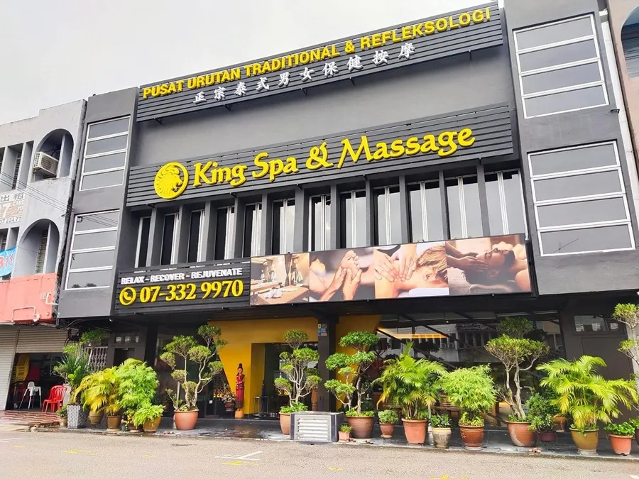 Biển Quảng Cáo Spa Mica Xanh Lá LED Hắt Sáng Bien Quang Cao Spa
