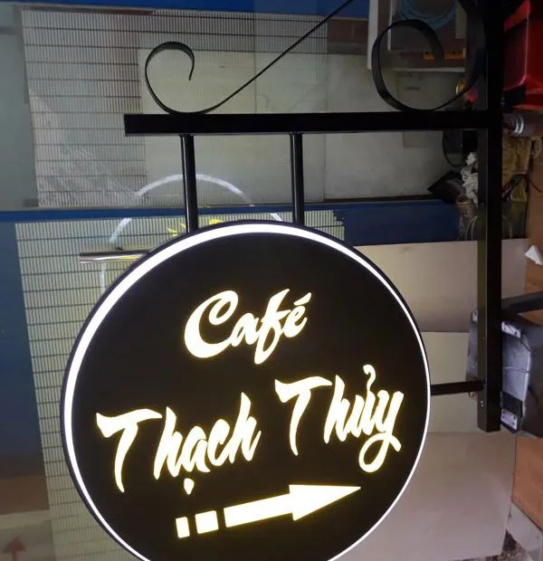 Biển Vẫy Cafe Mica Nâu LED Neon 80x60cm Bien vay quan cafe