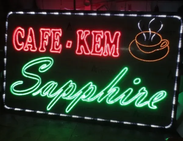 Biển Vẫy LED Mica RGB Điều Khiển Cac loai bien vay led pho bien tai Quang Cao 24H