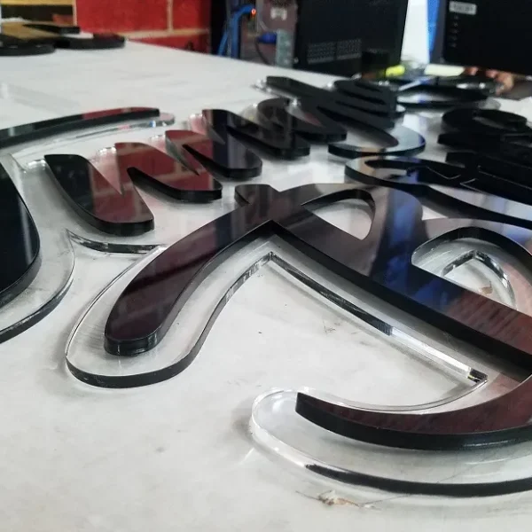 Chữ Mica Acrylic Đen Cắt Laser 3mm 25cm Cac loai chu mica pho bien tai Quang Cao 24h 2