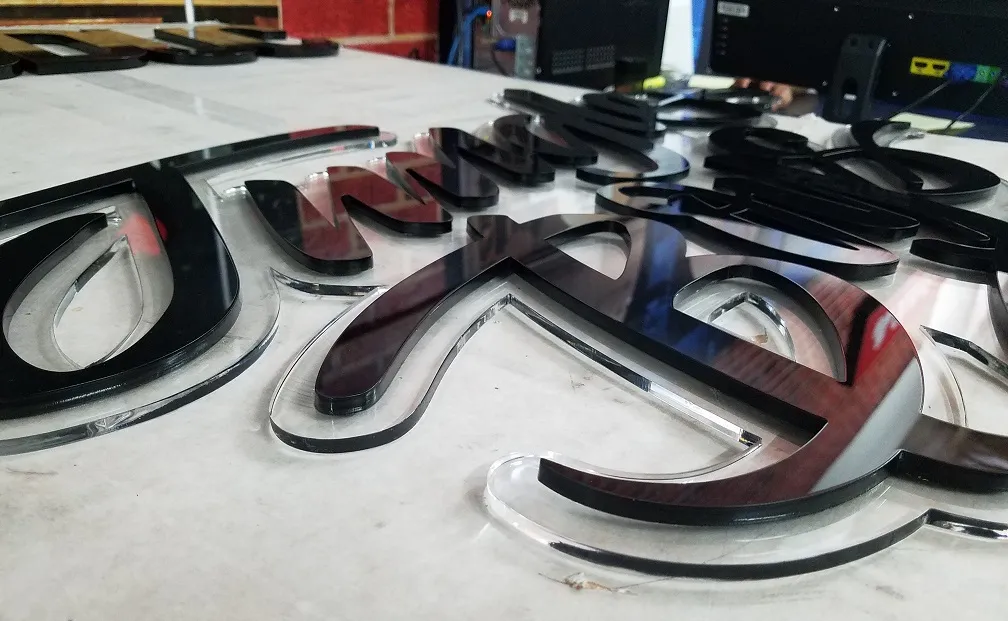 Chữ Mica Acrylic Đen Cắt Laser 3mm 25cm Cac loai chu mica pho bien tai Quang Cao 24h 2