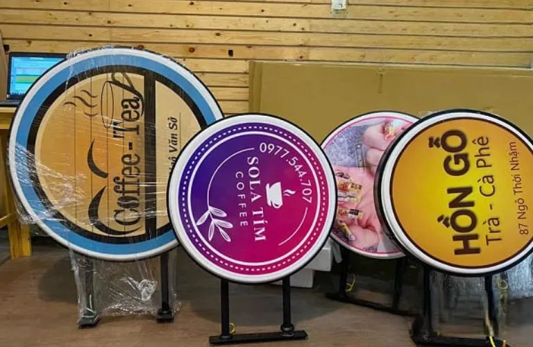 Biển Vẫy Mica Trong Suốt LED RGB 60x40cm Cac mau bien vay mica dep doc dao tai Quang Cao 24H