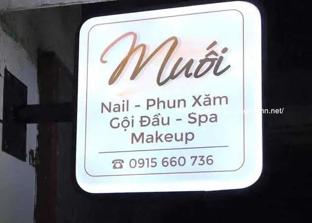 Biển Vẫy Mica LED RGB Đổi Màu Cac mau bien vay quang cao dep 1 1