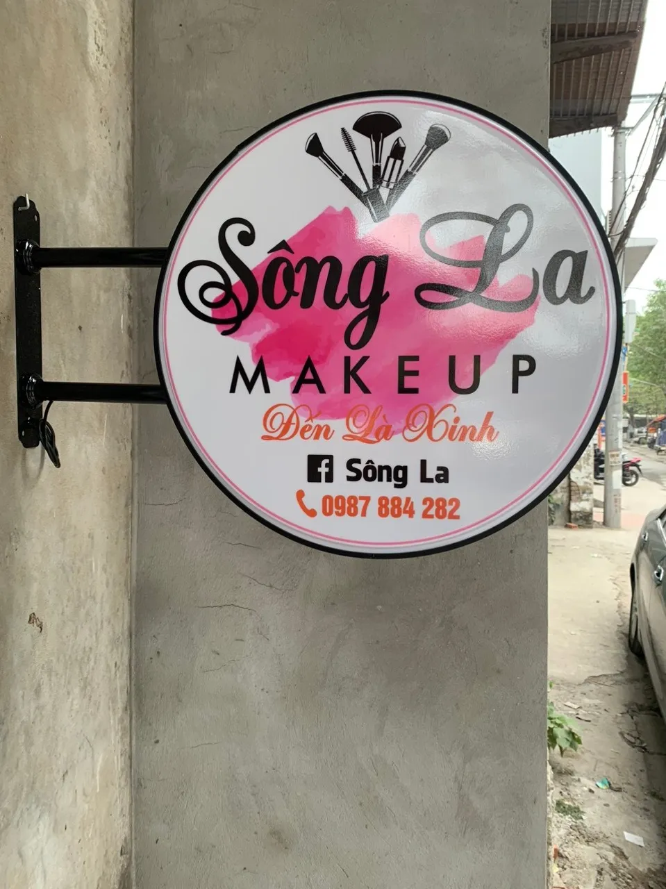 Biển Vẫy Mica LED RGB Đổi Màu Cac mau bien vay quang cao dep 2