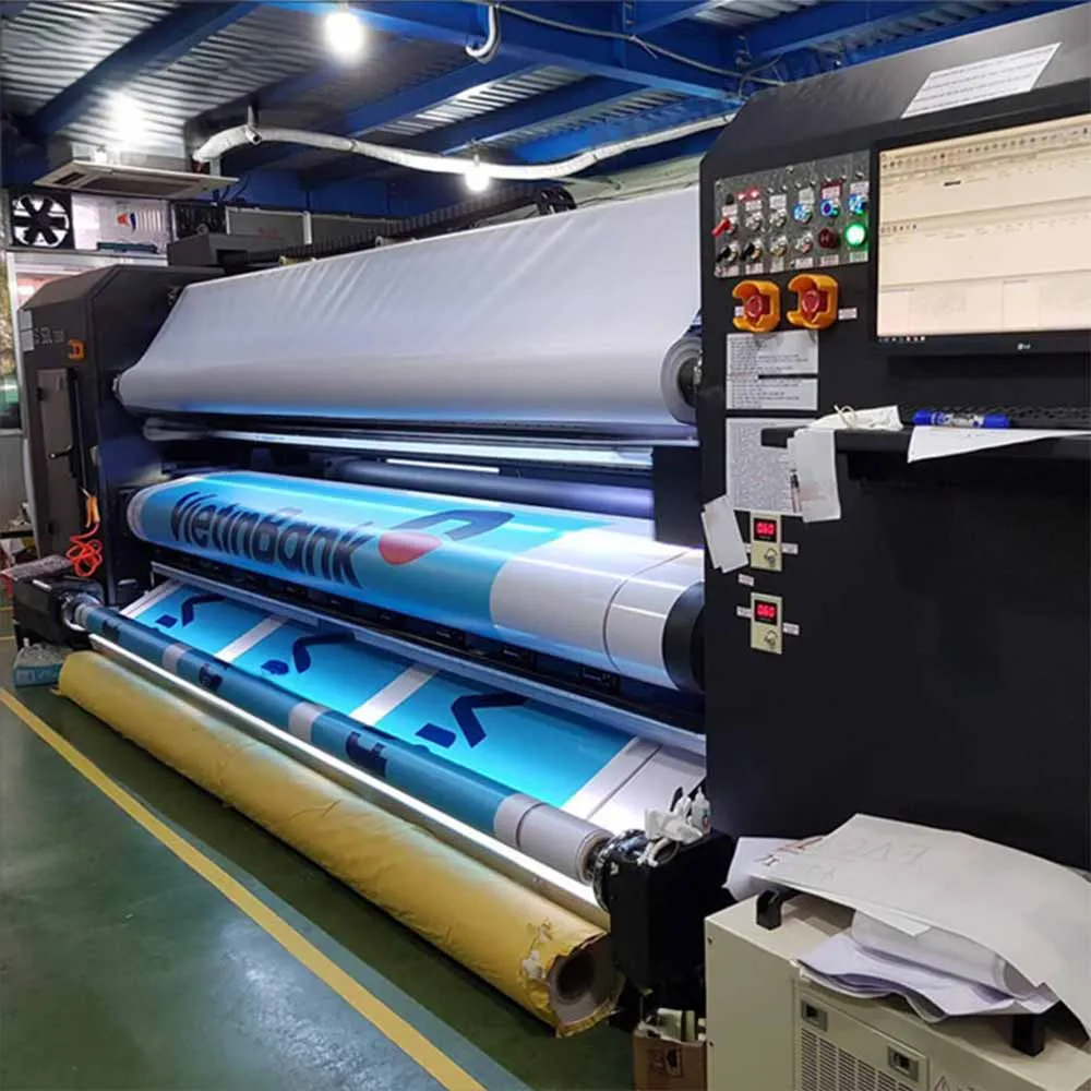 Bạt Hiflex Trắng In UV Chống Nước Cac mau in bat khong gan dep va ung dung thuc te 1