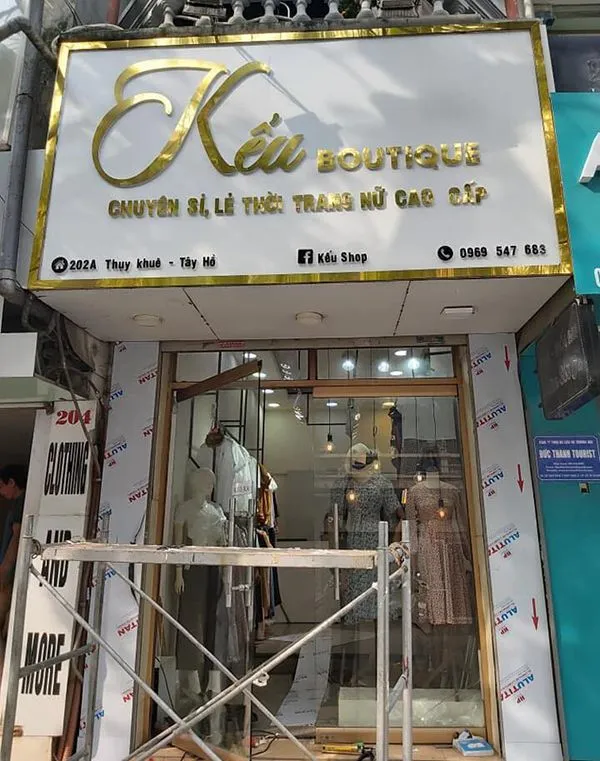 Bảng Hiệu Shop Quần Áo Alu Đen LED Viền Dich vu lam bang hieu shop quan ao gia re tai tphcm quangcao24h.net
