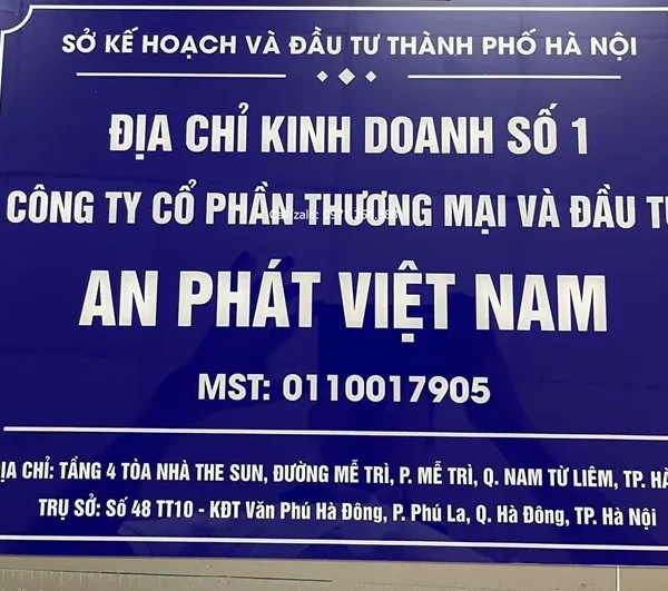 Biển Công Ty Mica Trong Suốt LED Viền Dich vu lam bien cong ty mica gia re tai TPHCM Quangcao24h.net