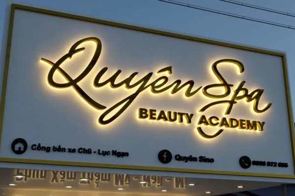 Biển Quảng Cáo Spa Mica Xanh Lá LED Hắt Sáng Lam bien quang cao spa theo yeu cau cung la xu huong duoc nhieu chu spa lua chon hien nay