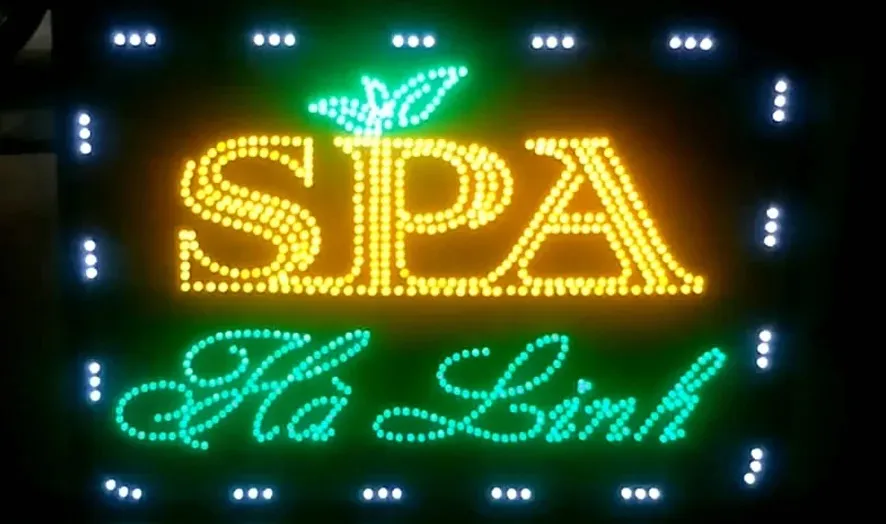 Biển LED Vẫy Spa Mica Tím Hiệu Ứng Sóng Quang Cao 24H tu hao la don vi tien phong trong linh vuc thiet ke bien led vay spa tai TPHCM