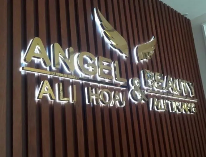 Chữ Inox 304 Hắt LED Trắng Chân 10cm Cao 50cm Quang Cao 24h cam ket mang den nhung san pham chu inox hat sang chan chat luong cao