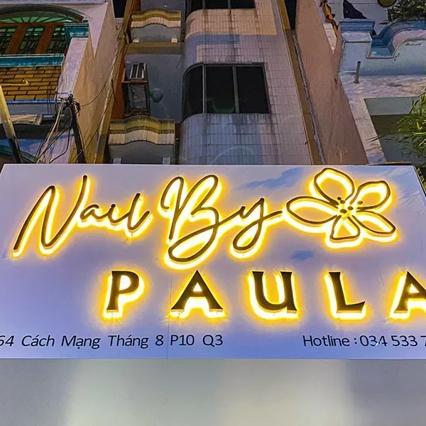 Biển Quảng Cáo Mica Trắng In UV Quang Cao 24h cung cap dich vu lam bien quang cao lay lien voi thoi gian hoan thanh nhanh chong