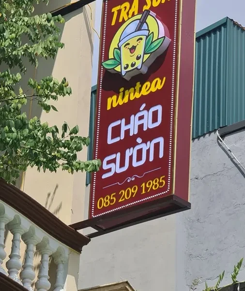 Biển Vẫy Trên Cao Alu Khung Sắt LED Uu diem vuot troi cua dich vu lam bien vay tren cao tai Quangcao24h.net