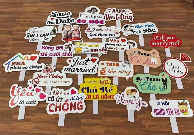 Mẫu Bảng Hashtag Cầm Tay Chụp Hình Đẹp, Ấn Tượng bang cam tay chup hinh