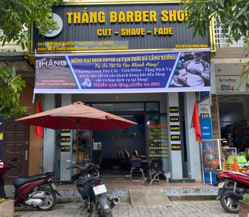 Biển Quảng Cáo Barber Shop Inox Mạ Đen LED RGB bang hieu baber shop 5