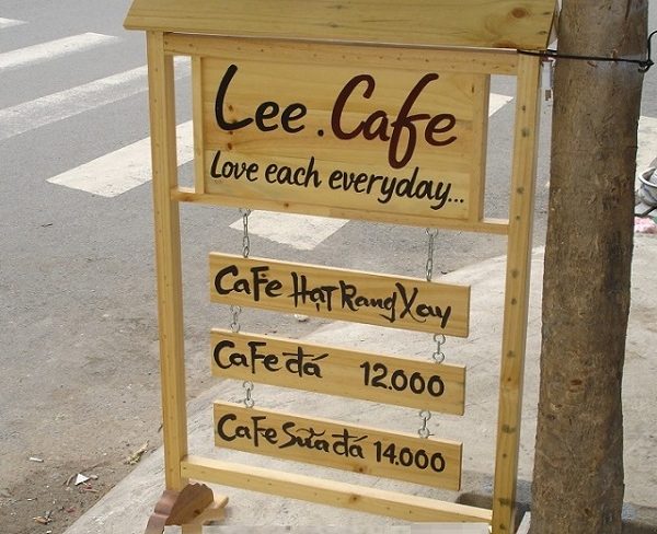 Mẫu Bảng Hiệu Quán Cafe Đẹp, Thu Hút Khách Nhất Biển hiệu cafe take away bằng gỗ
