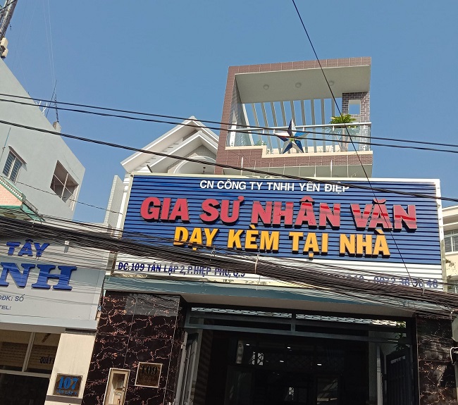 bang-hieu-day-them-mica Biển quảng cáo dạy thêm