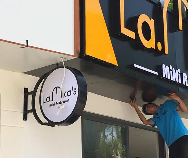 bang-hieu-hop-den-quan-1-1 Hình ảnh làm bảng hiệu hộp đèn ở quận 1