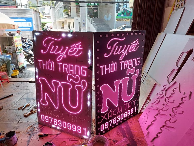 bang-hieu-led-mau-hong biển hiệu led màu hồng